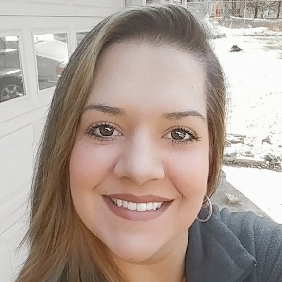 lesliechara
